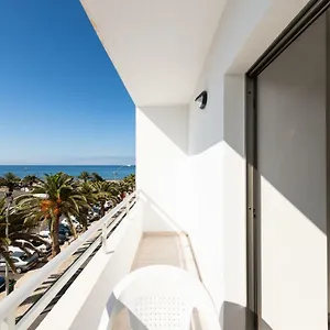  Lägenhet 2 Min Walk To - Private Terrace - Some With Sea Views